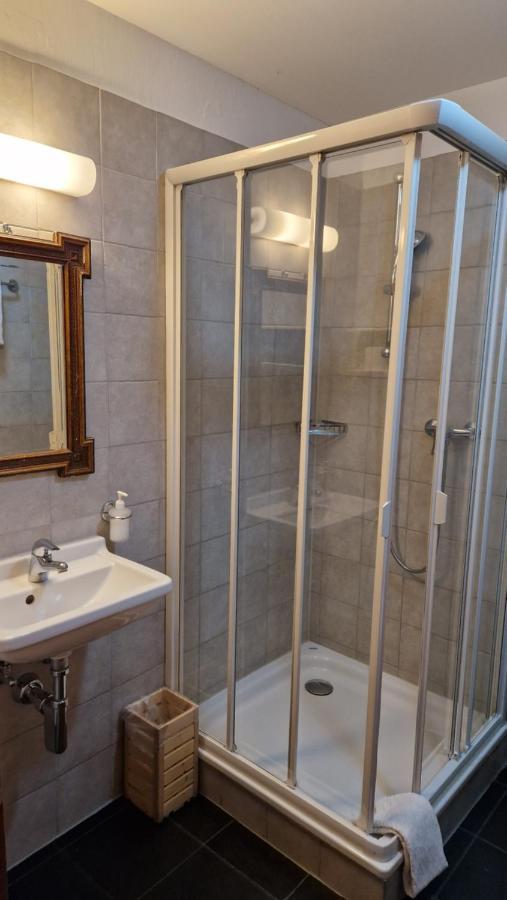 Weisses Kreuz - Crusch Alva Bed & Breakfast Samedan Dış mekan fotoğraf