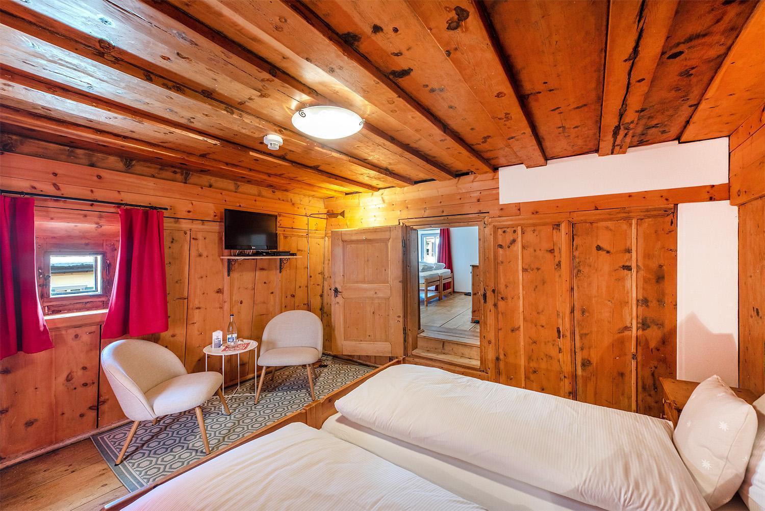 Weisses Kreuz - Crusch Alva Bed & Breakfast Samedan Dış mekan fotoğraf